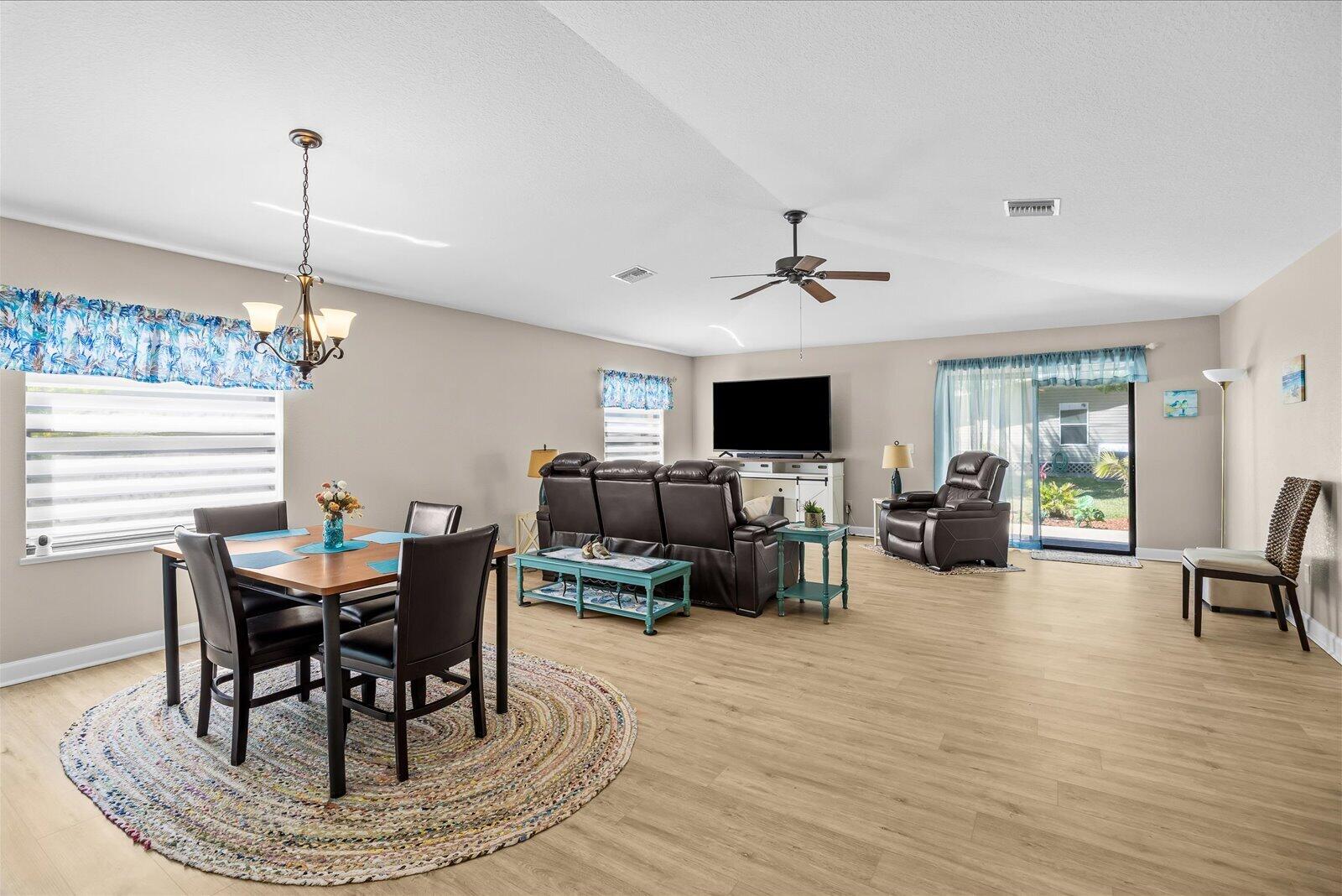 SPANISH LAKES FAIRWAYS LEASEHOLD ESTATES - Residential