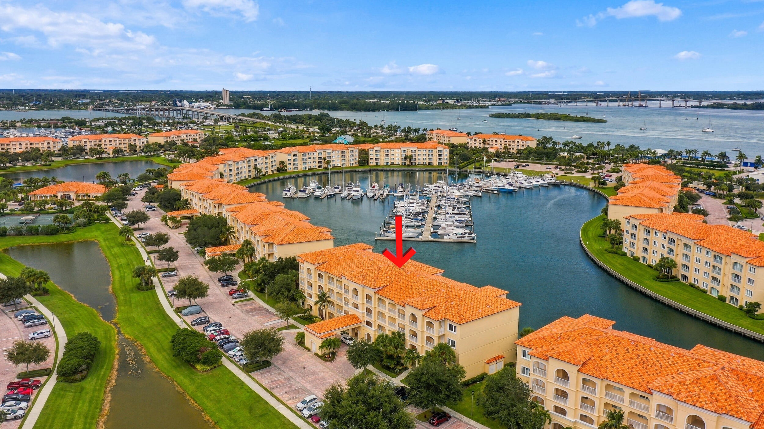 17 Harbour Isle Drive W Unit 304