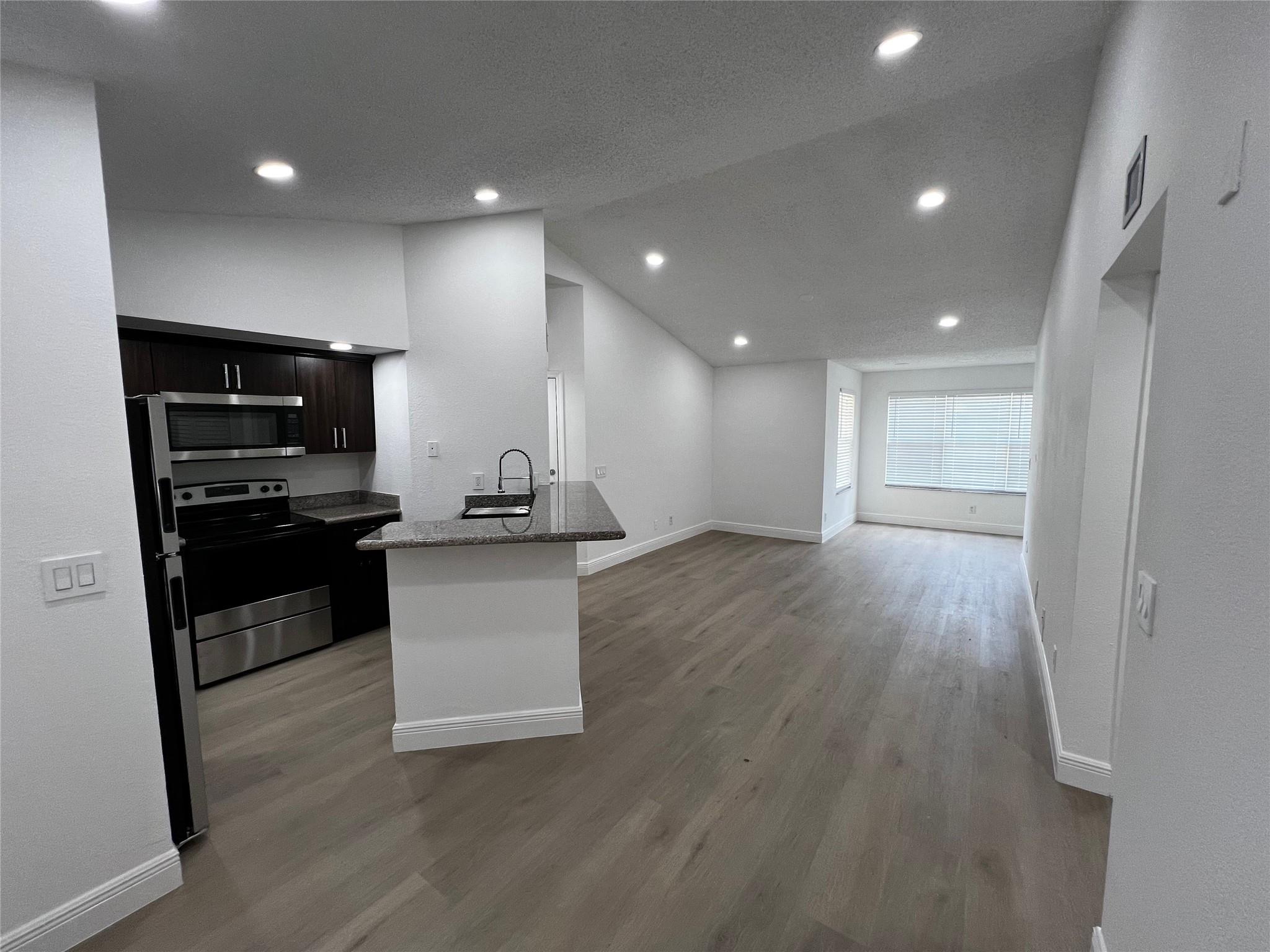 ISLES AT LAGO MAR - Residential