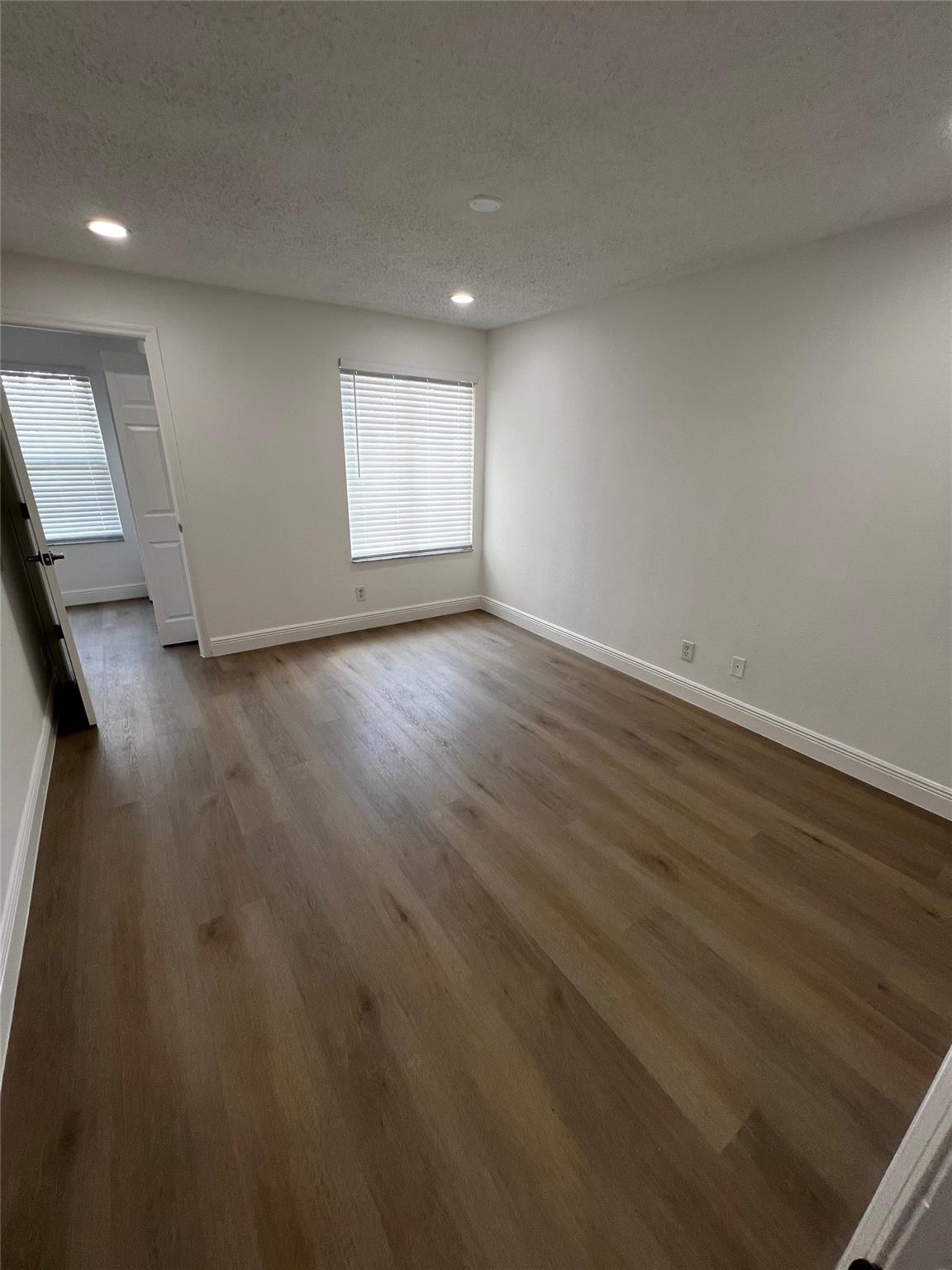 ISLES AT LAGO MAR - Residential