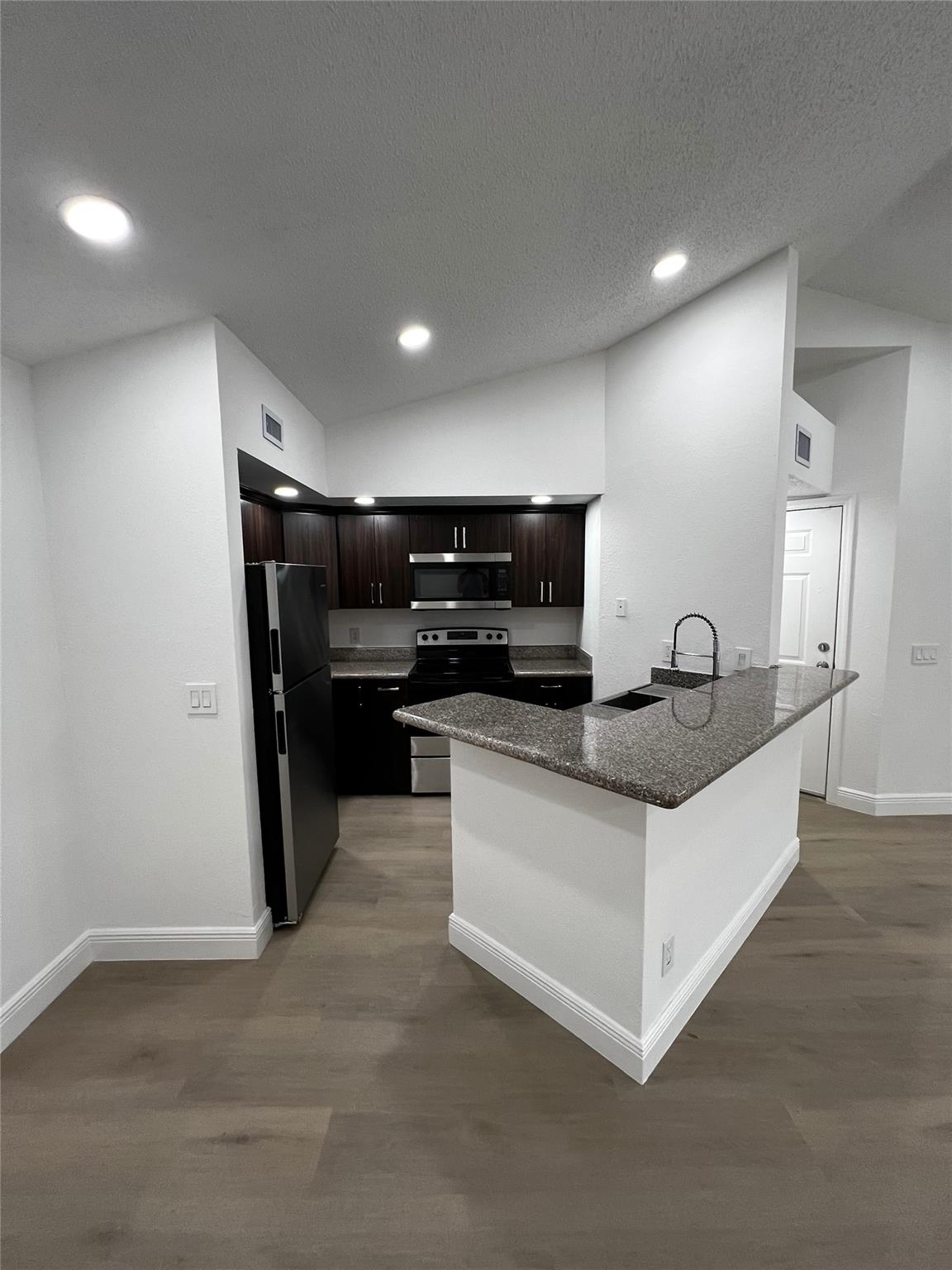 ISLES AT LAGO MAR - Residential