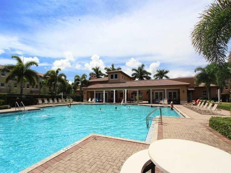 1528 SW 147th Ave 1527