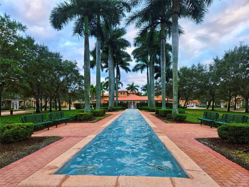 Photo of 1528 SW 147th Avenue #1527, Pembroke Pines, FL 33027 (MLS # F10515334)