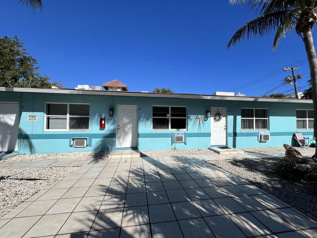 Photo of 161 SE 5th Avenue #2, Delray Beach, FL 33483 (MLS # R10946289)