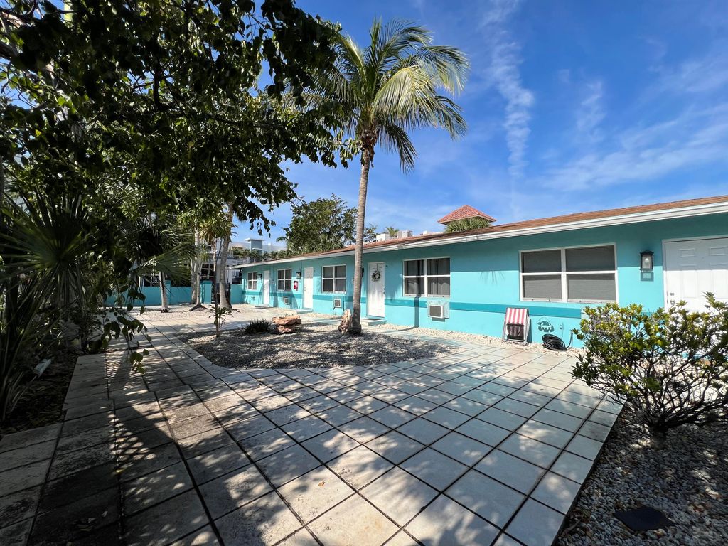 Photo of 161 SE 5th Avenue #2, Delray Beach, FL 33483 (MLS # R10946289)