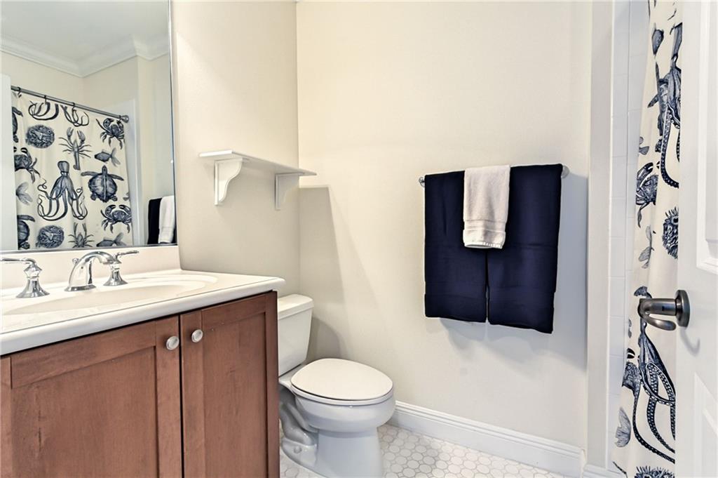 Old Palm Grove - Residential Lease