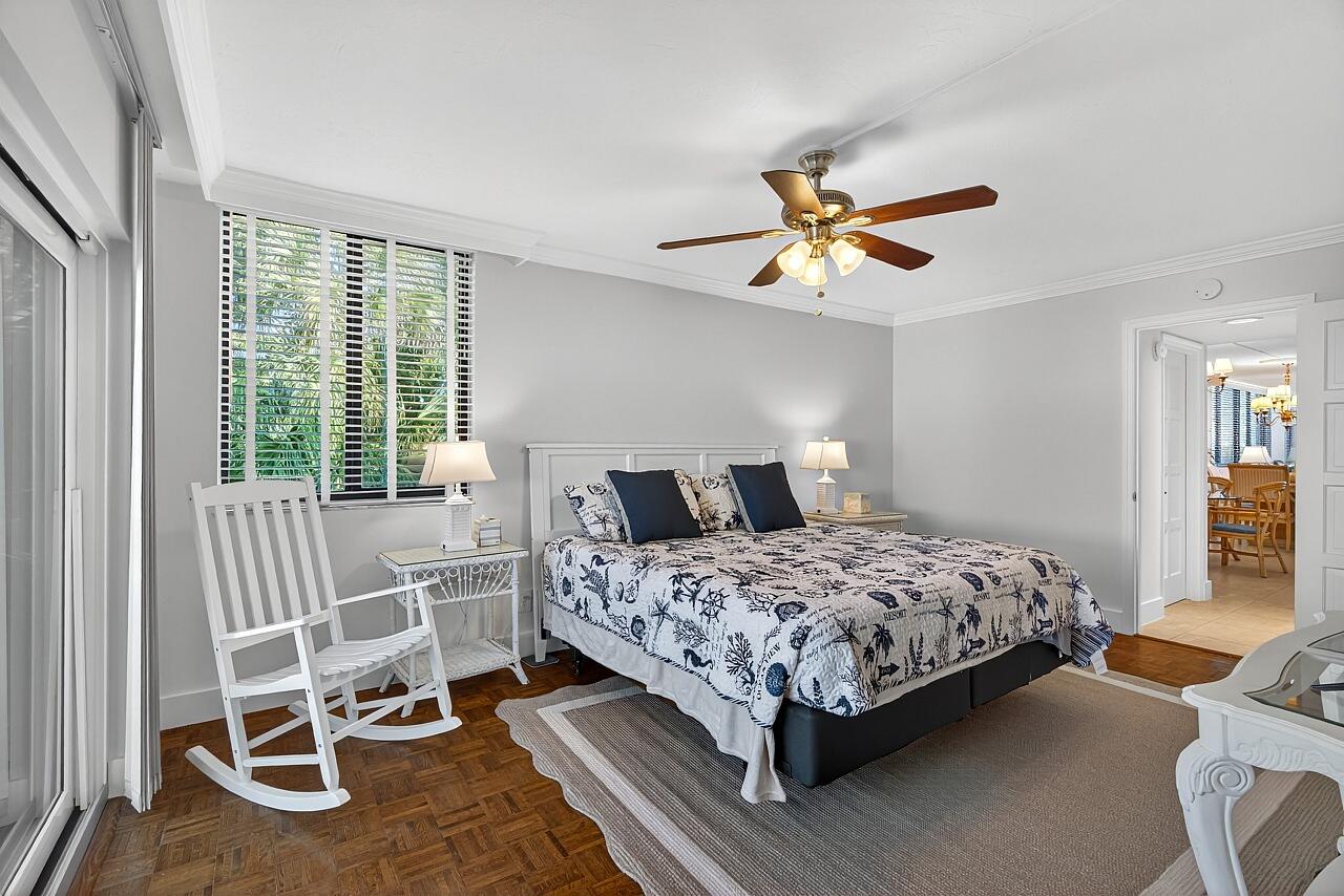 ''''''FOUNTAINS CONDO, THE'''''' - Residential