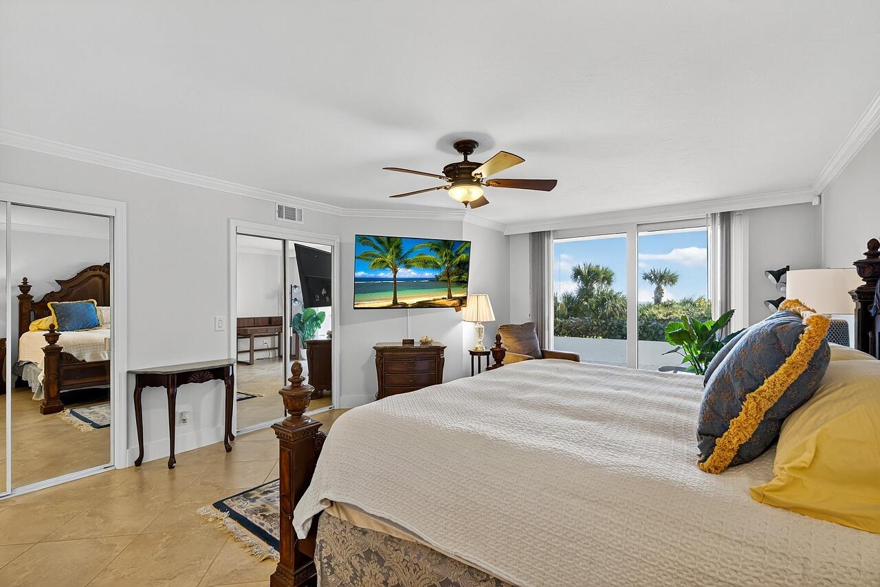 ''''''FOUNTAINS CONDO, THE'''''' - Residential