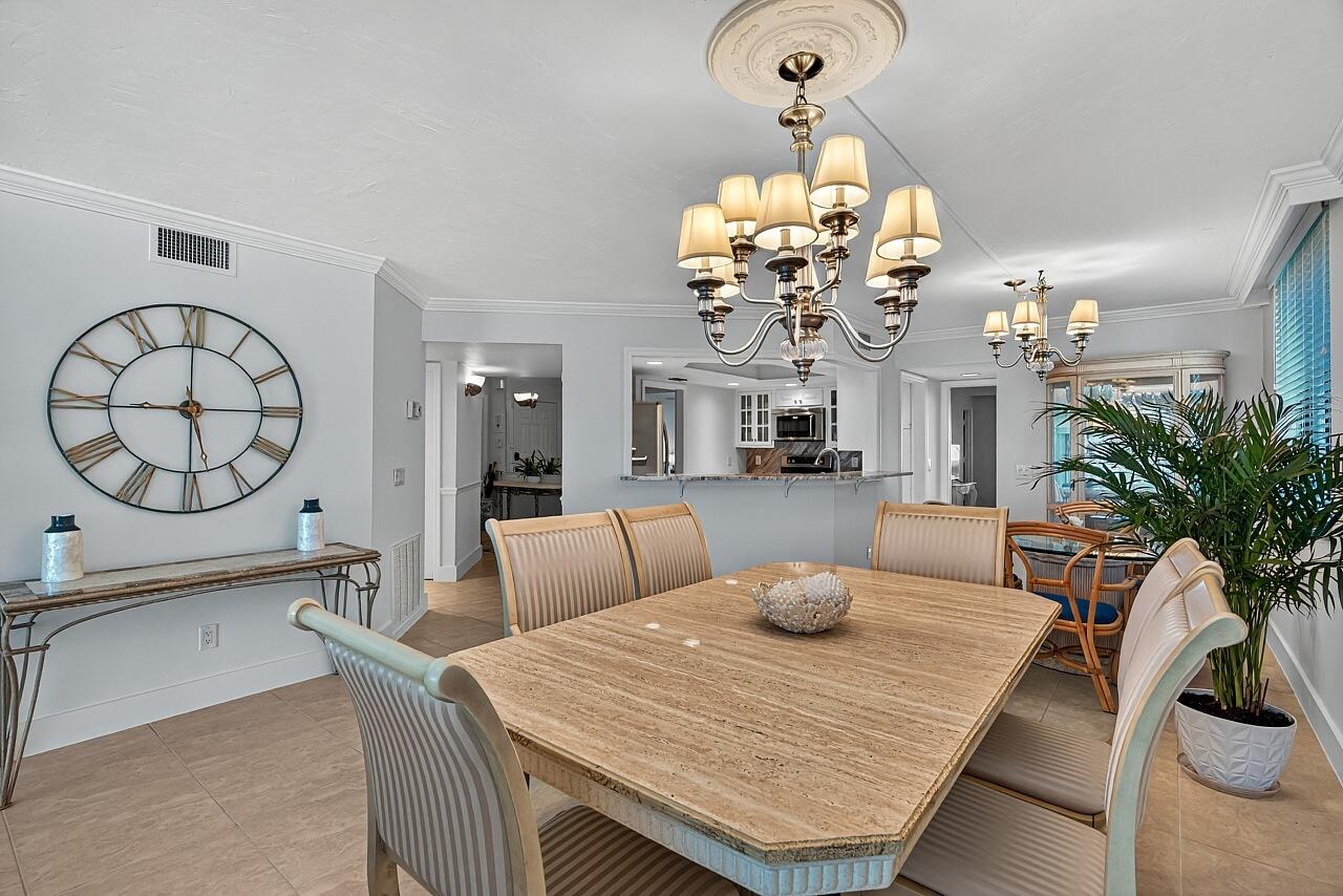 ''''''FOUNTAINS CONDO, THE'''''' - Residential