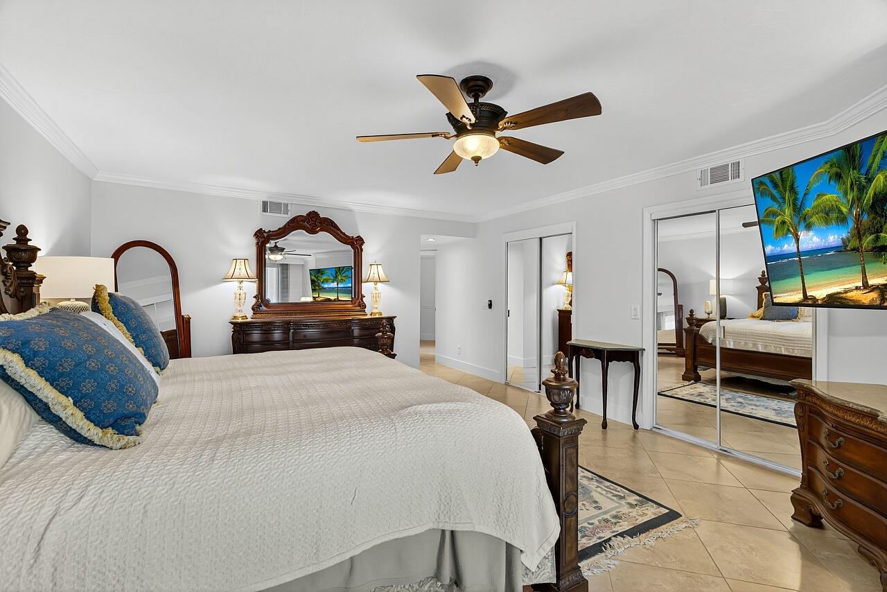 ''''''FOUNTAINS CONDO, THE'''''' - Residential