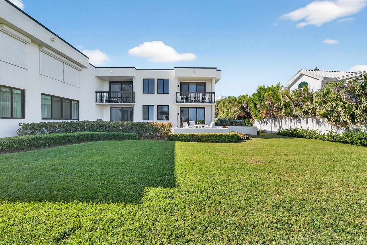 ''''''FOUNTAINS CONDO, THE'''''' - Residential