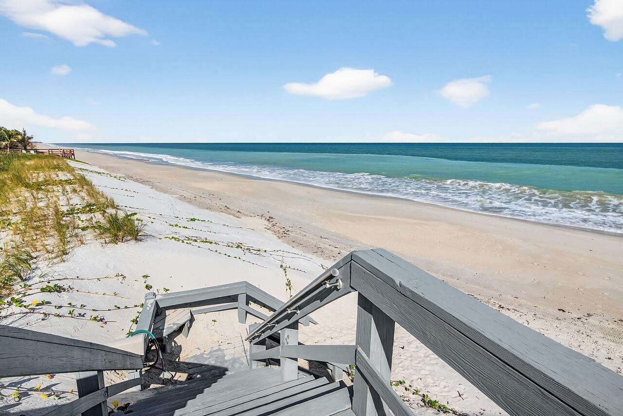 ''''''FOUNTAINS CONDO, TH - Residential