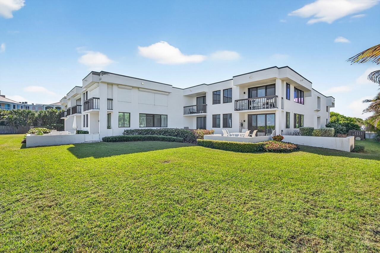 ''''''FOUNTAINS CONDO, THE'''''' - Residential