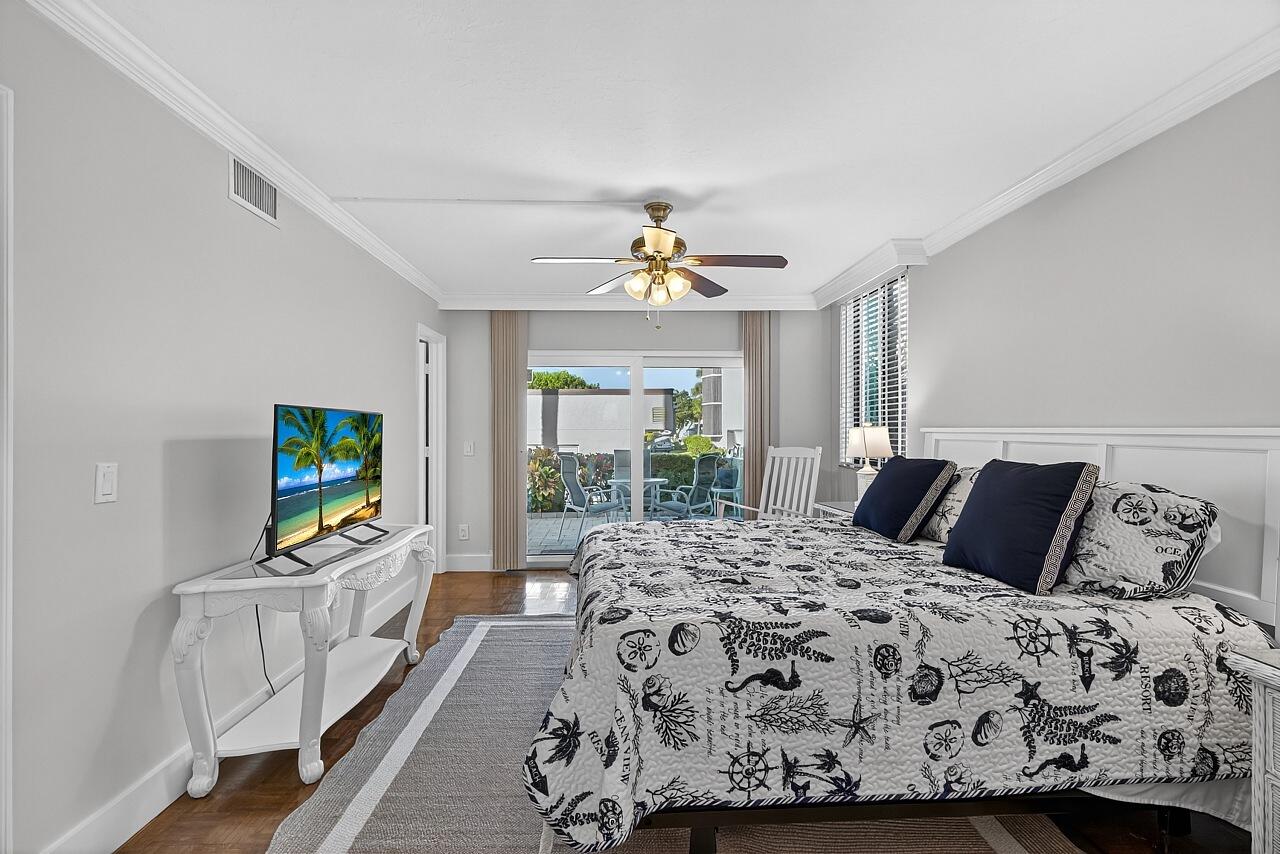 ''''''FOUNTAINS CONDO, THE'''''' - Residential