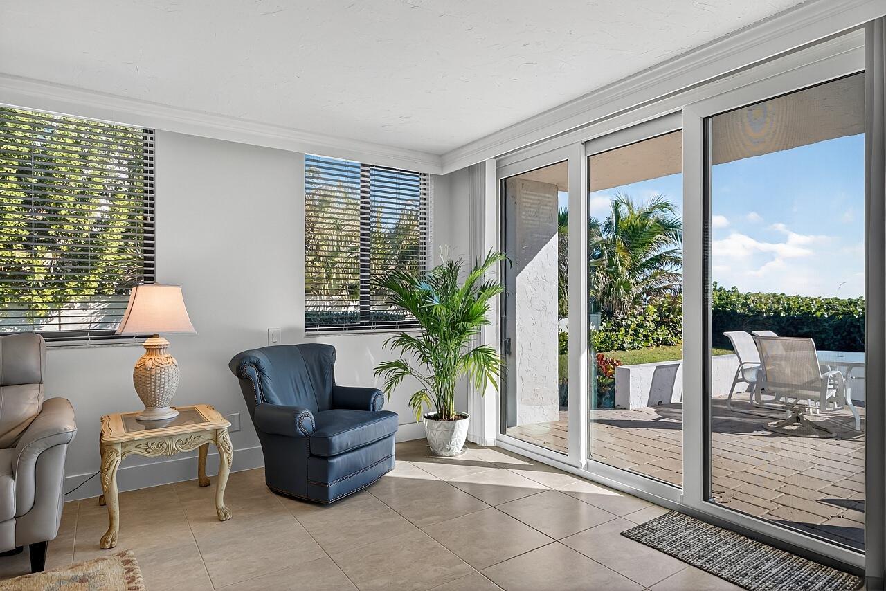 ''''''FOUNTAINS CONDO, TH - Residential