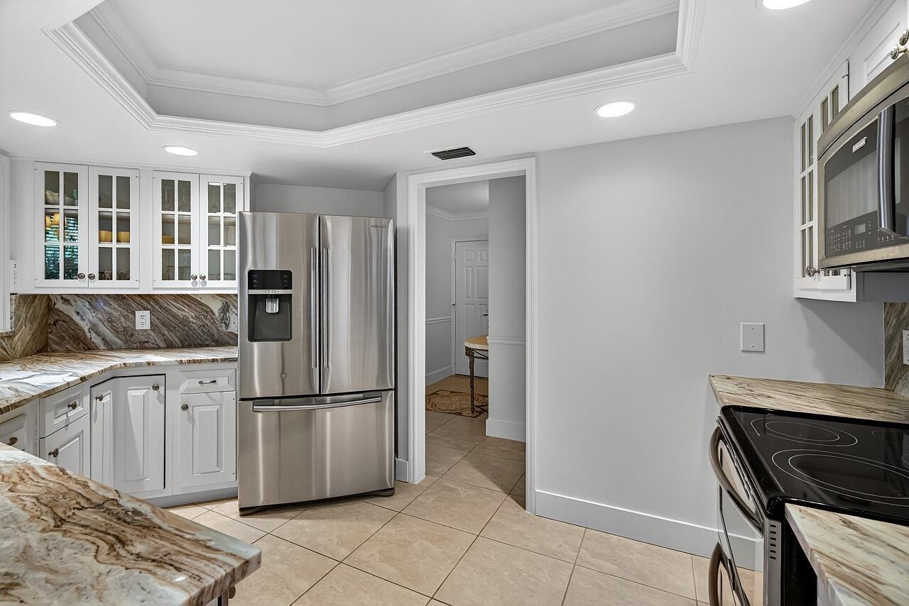 ''''''FOUNTAINS CONDO, TH - Residential