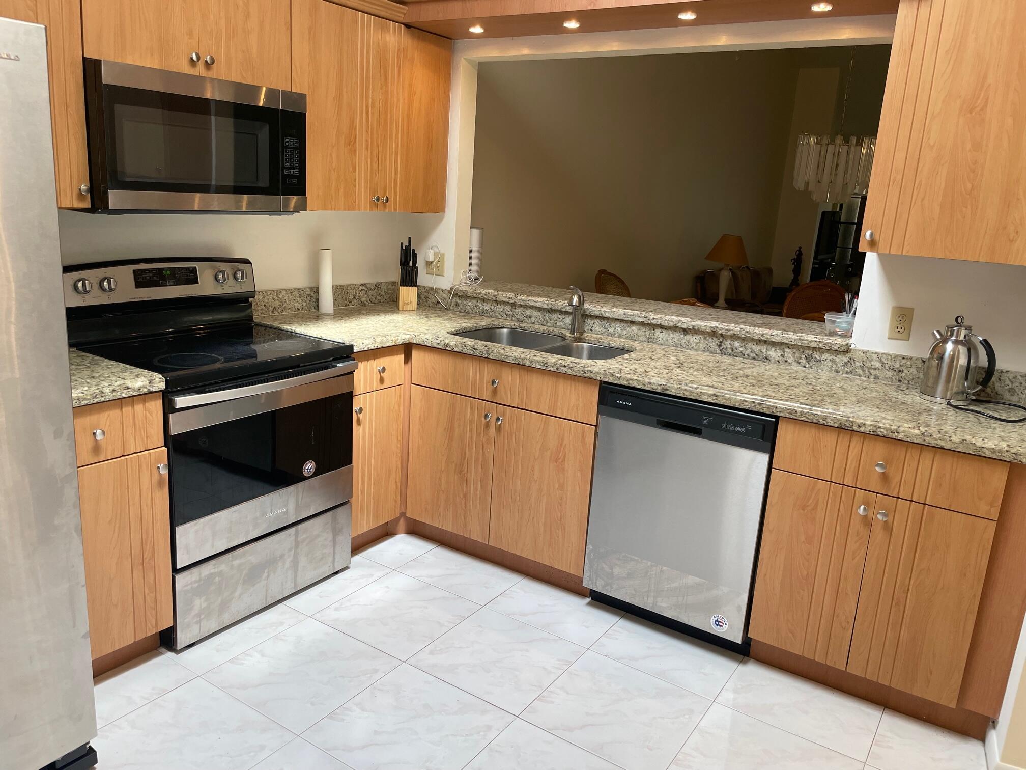 PALM CHASE CONDO - Residential