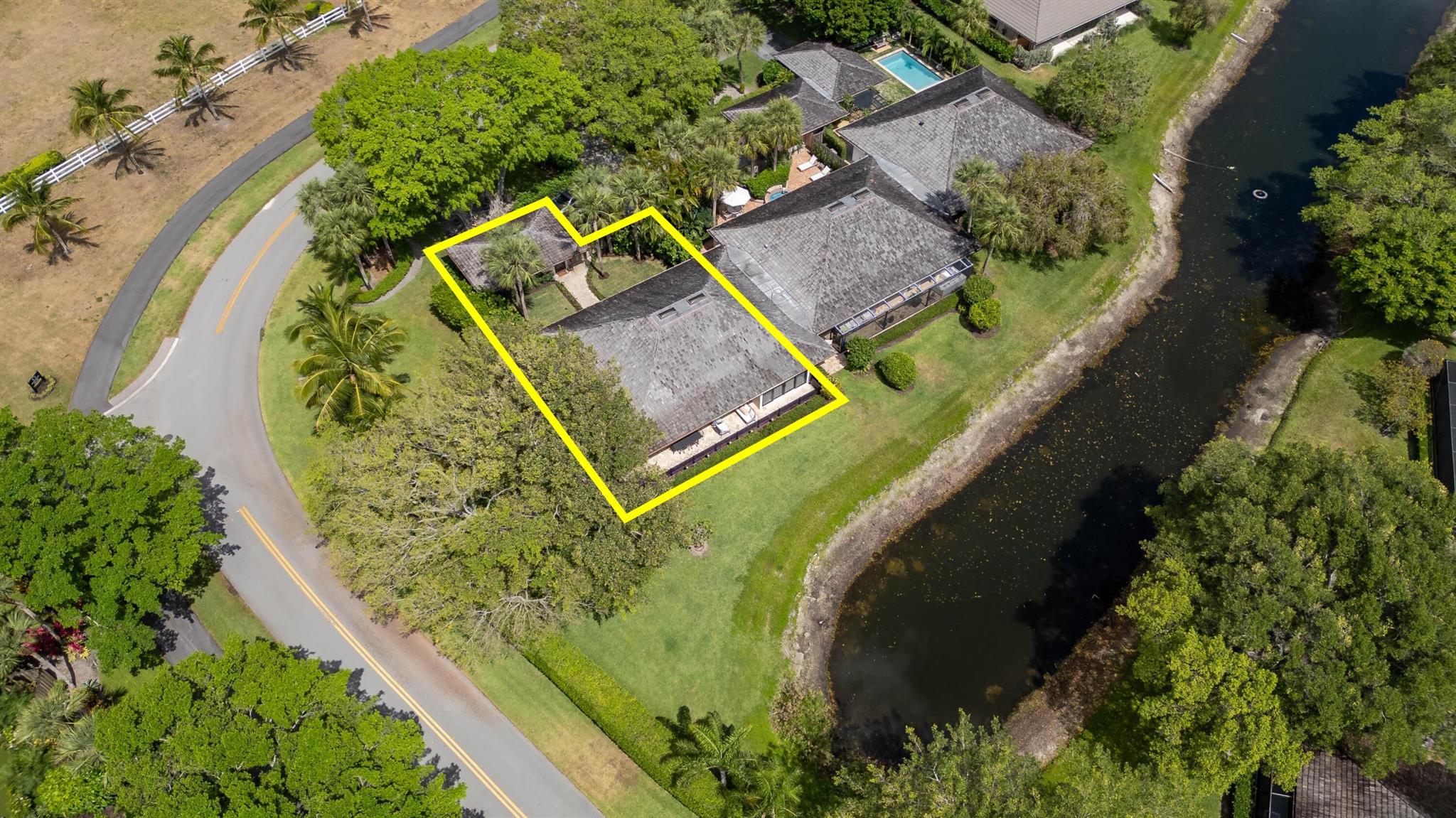 GOLF AND TENNIS VILLAGE P - Residential Lease