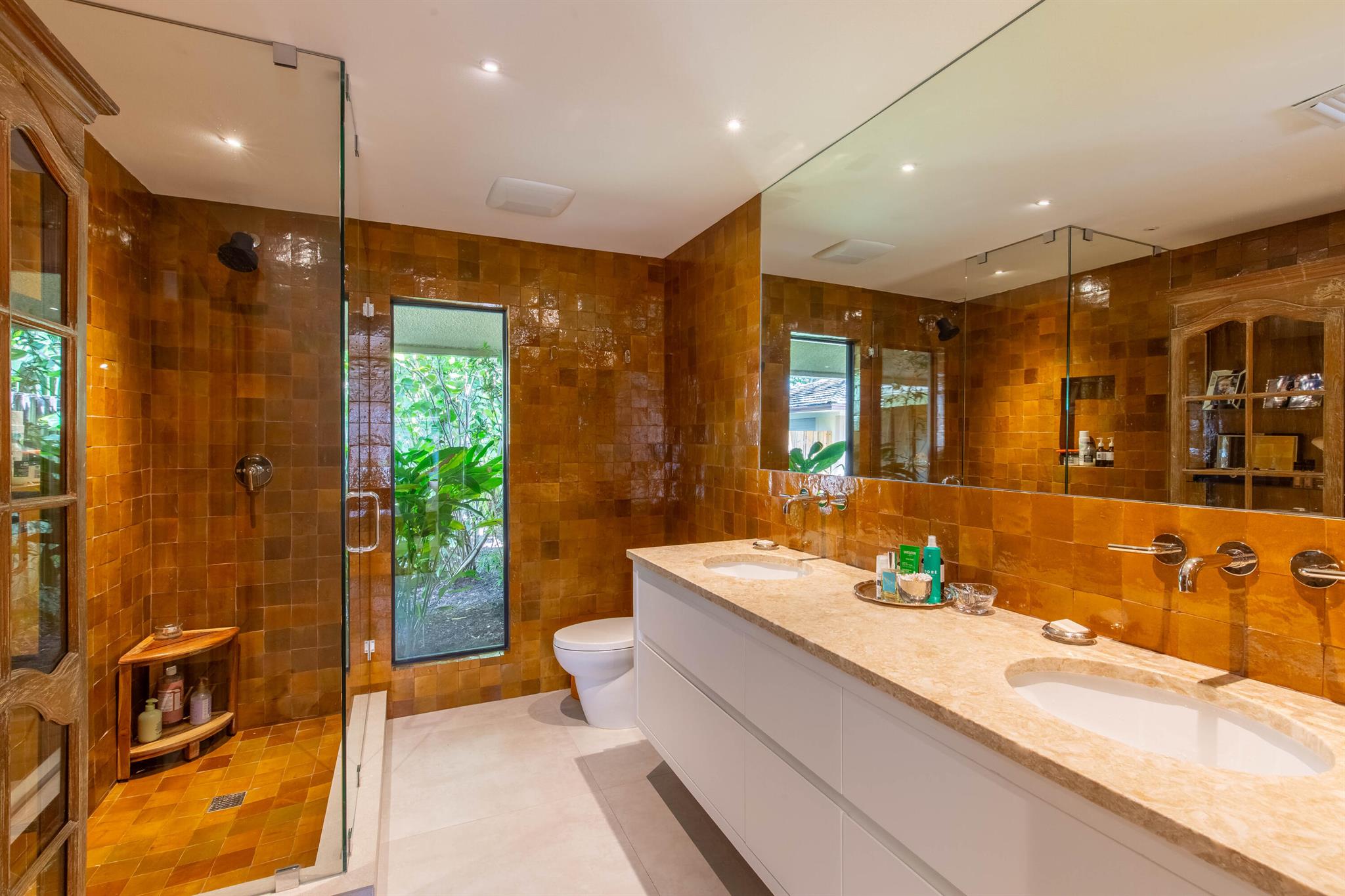 GOLF AND TENNIS VILLAGE P - Residential Lease