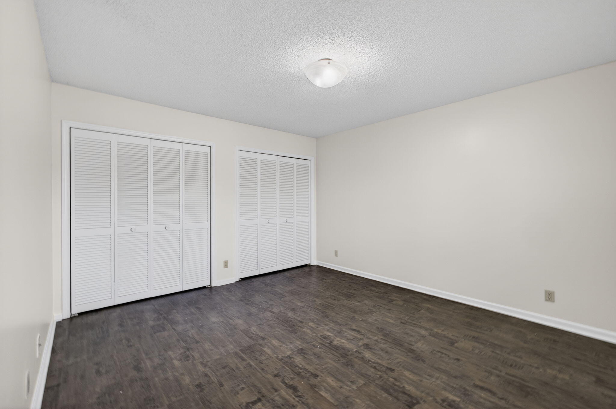 WATERBEND AT JONATHANS LANDING CONDO - Residential Lease