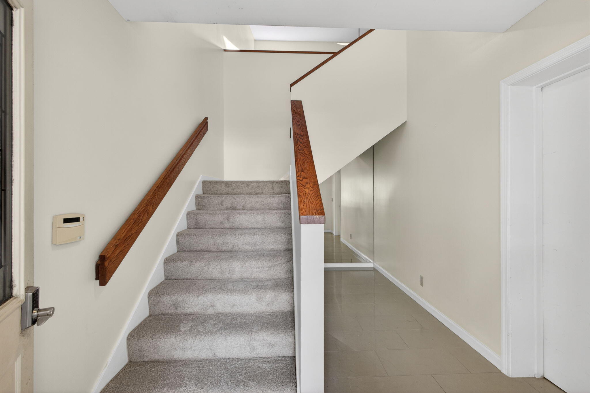 WATERBEND AT JONATHANS LANDING CONDO - Residential Lease