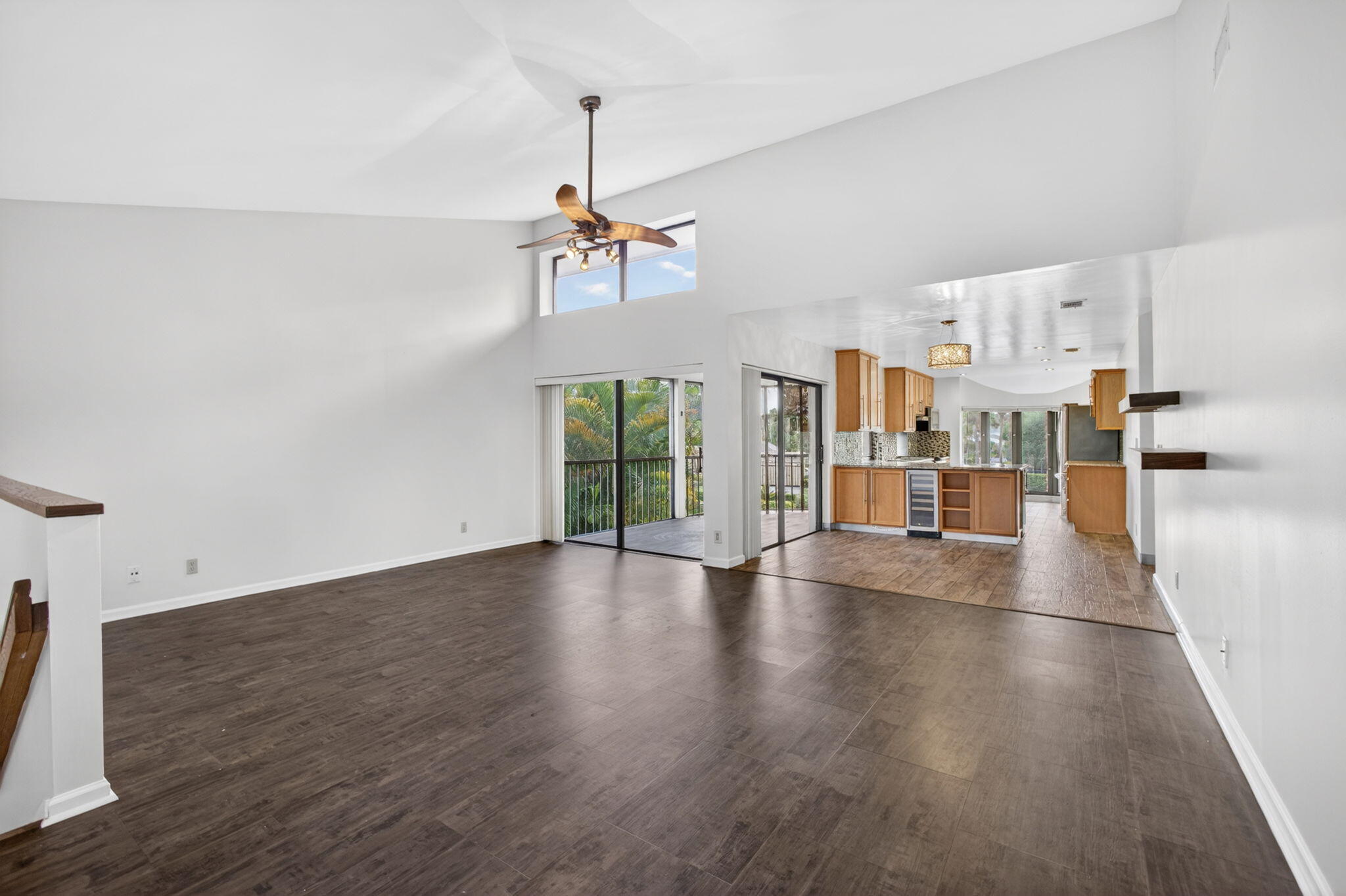 WATERBEND AT JONATHANS LANDING CONDO - Residential Lease