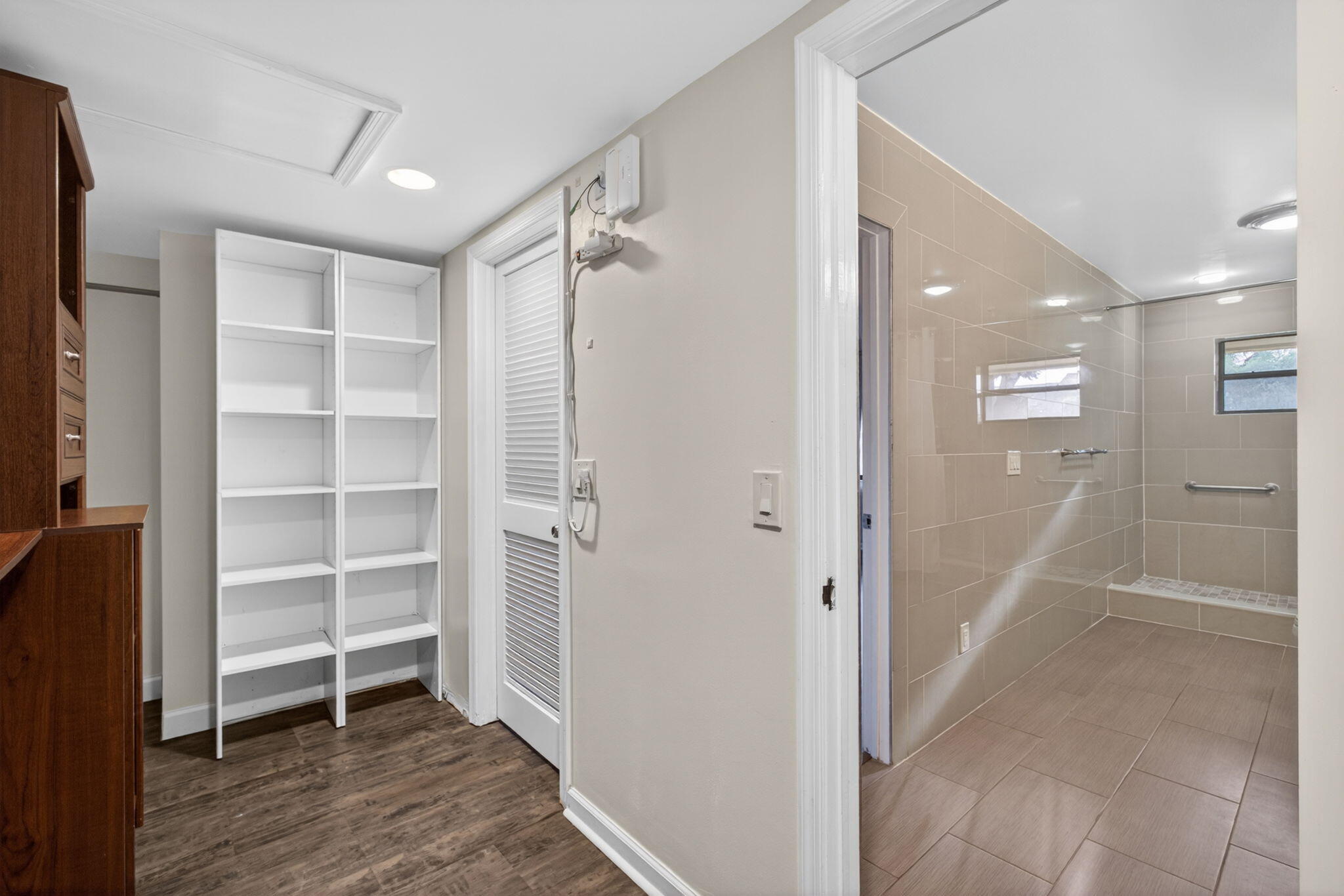 WATERBEND AT JONATHANS LANDING CONDO - Residential Lease