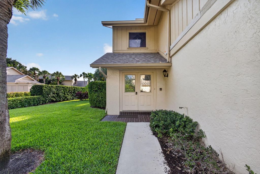 Photo of 17137 Waterbend Drive #204, Jupiter, FL 33477 (MLS # B26034670)