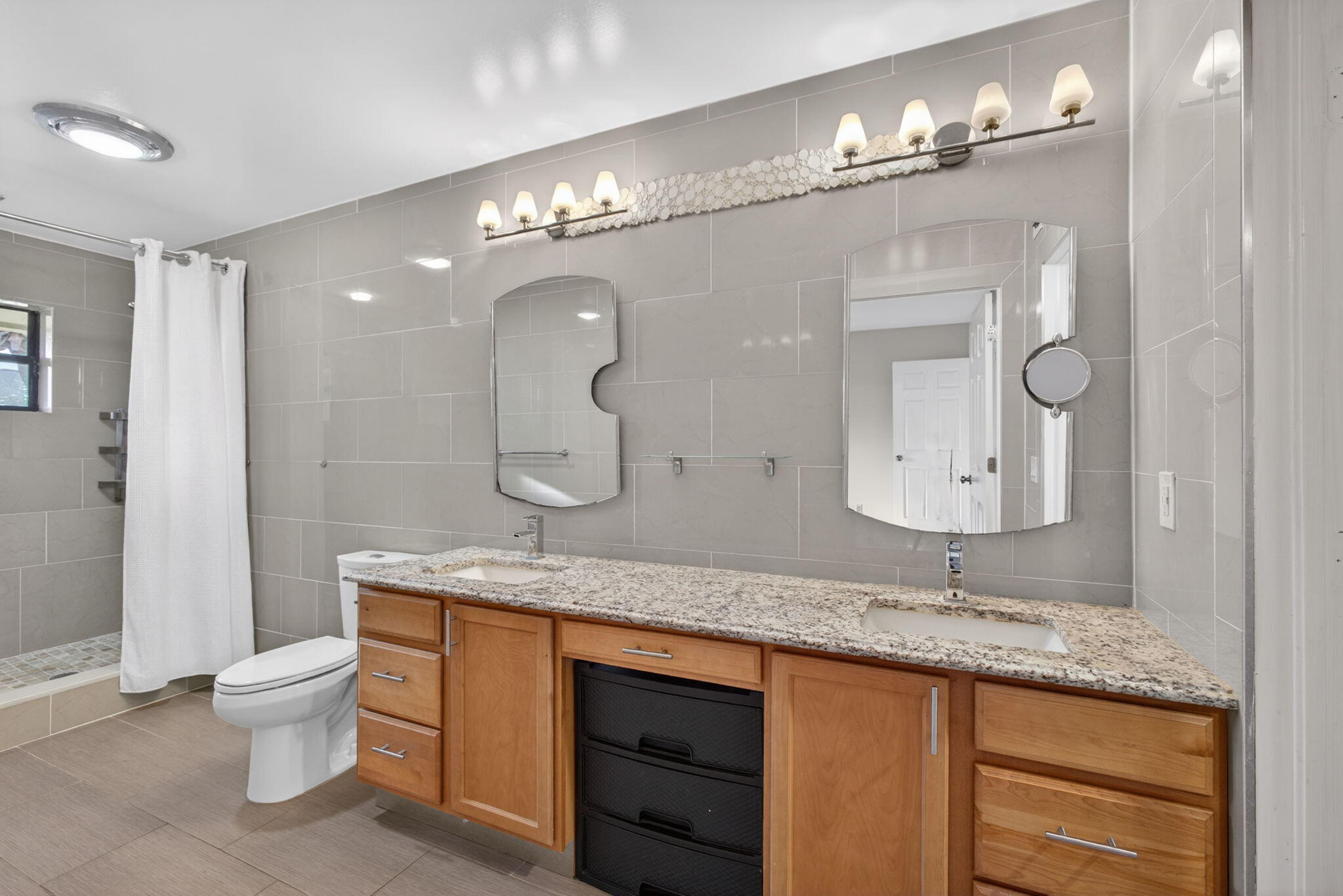 WATERBEND AT JONATHANS LANDING CONDO - Residential Lease