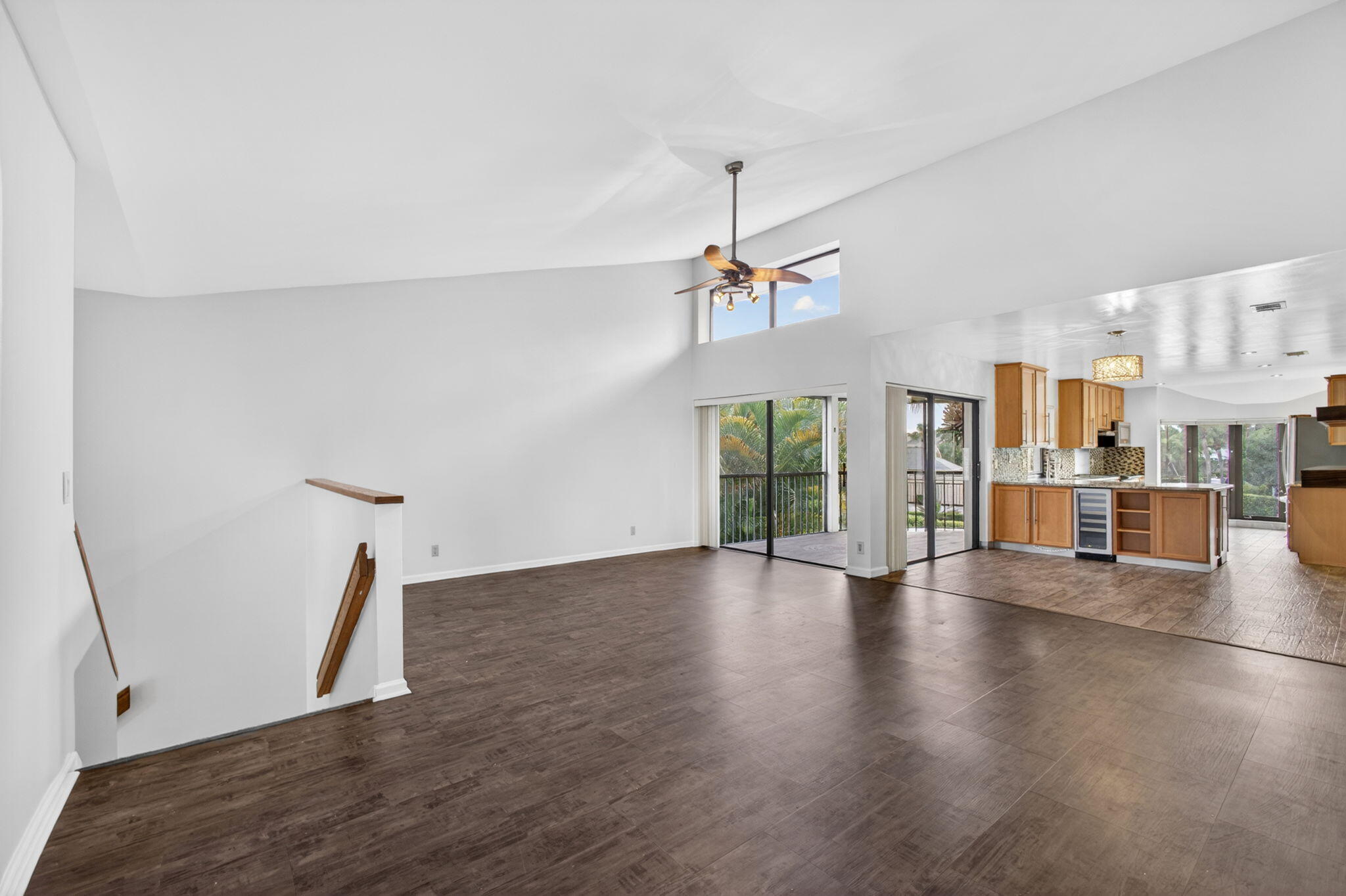 WATERBEND AT JONATHANS LANDING CONDO - Residential Lease