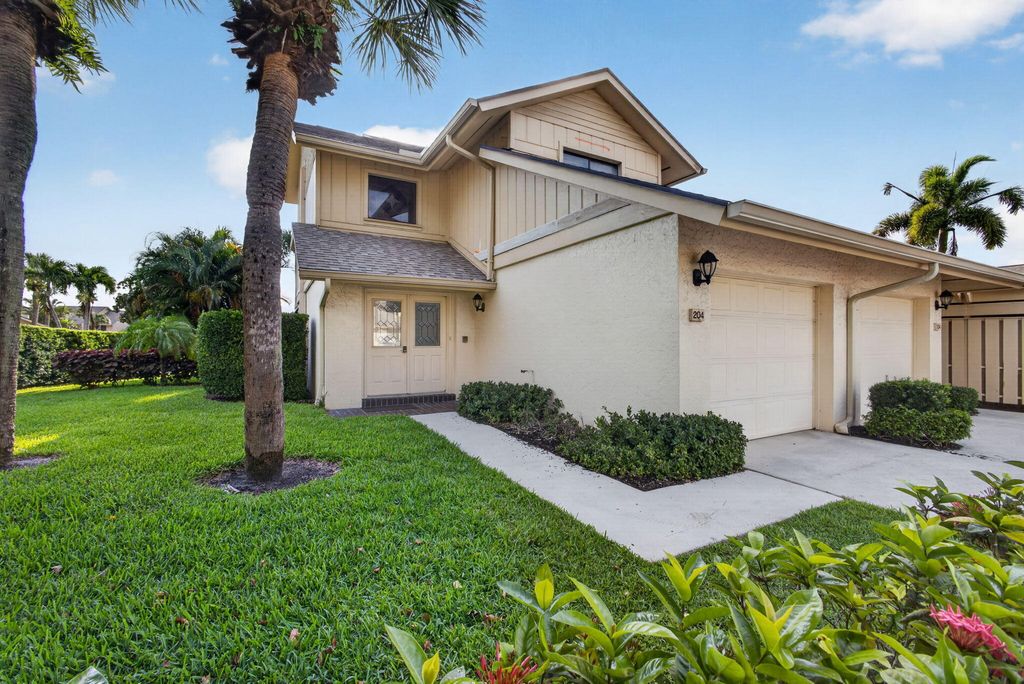 Photo of 17137 Waterbend Drive #204, Jupiter, FL 33477 (MLS # B26034670)