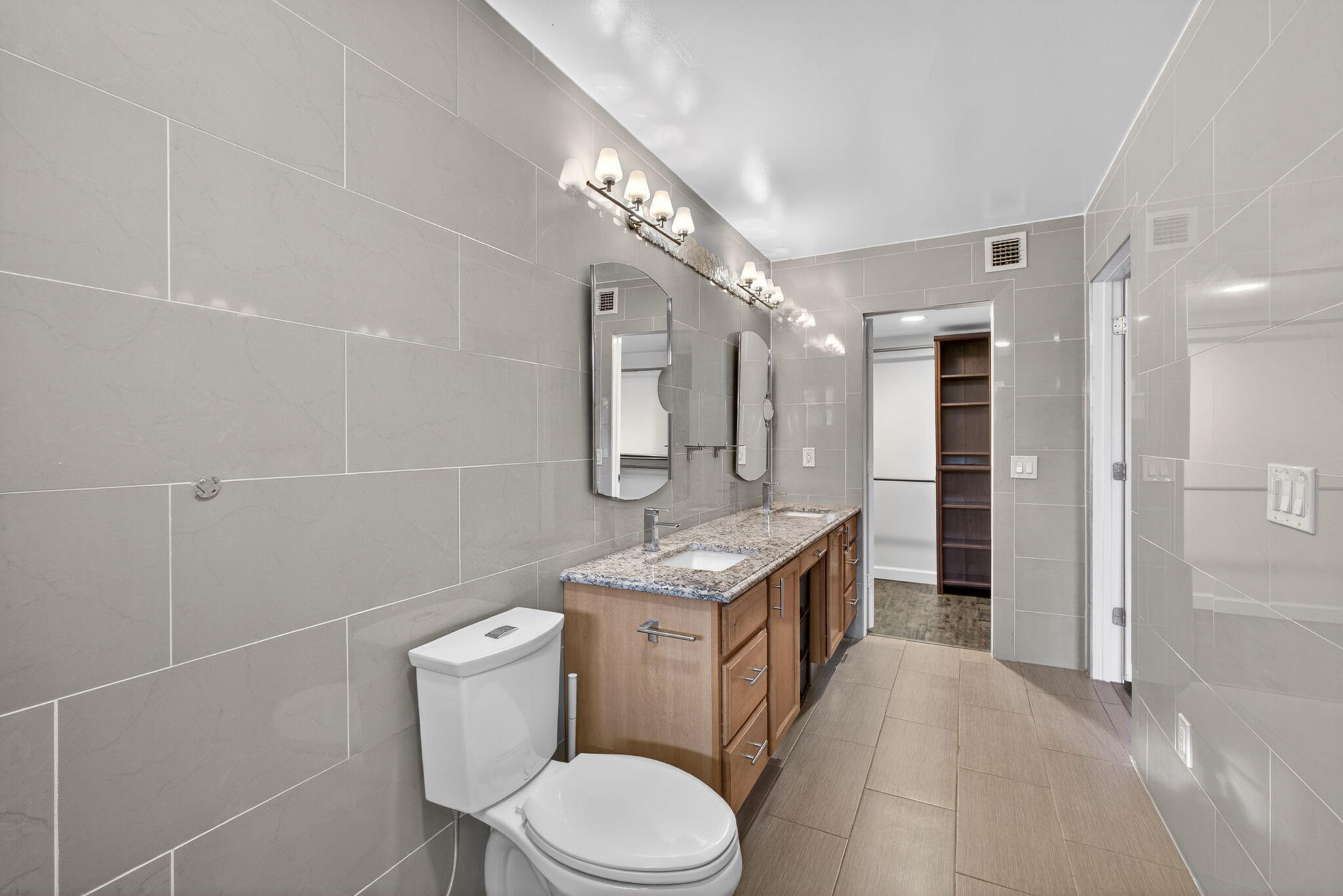 WATERBEND AT JONATHANS LANDING CONDO - Residential Lease