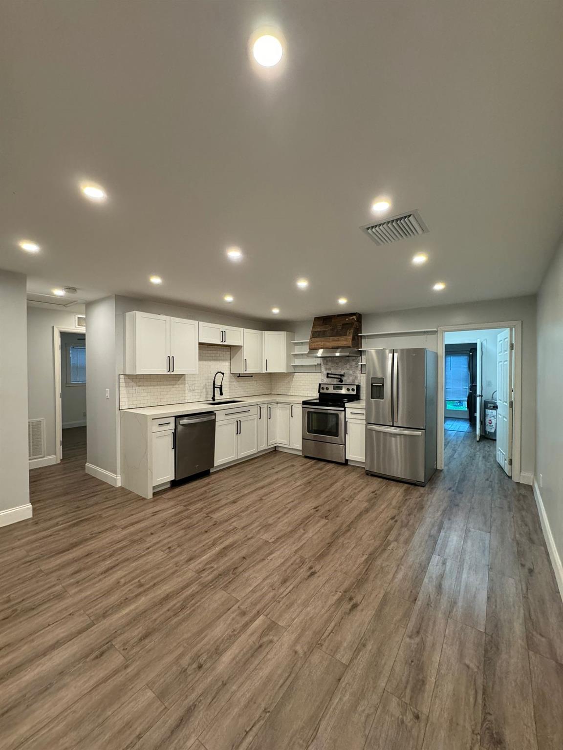 Summertime Isles Second A - Residential Lease