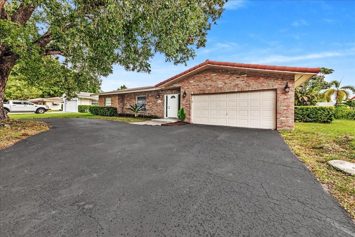 FOREST HILLS 72-47 B - Residential