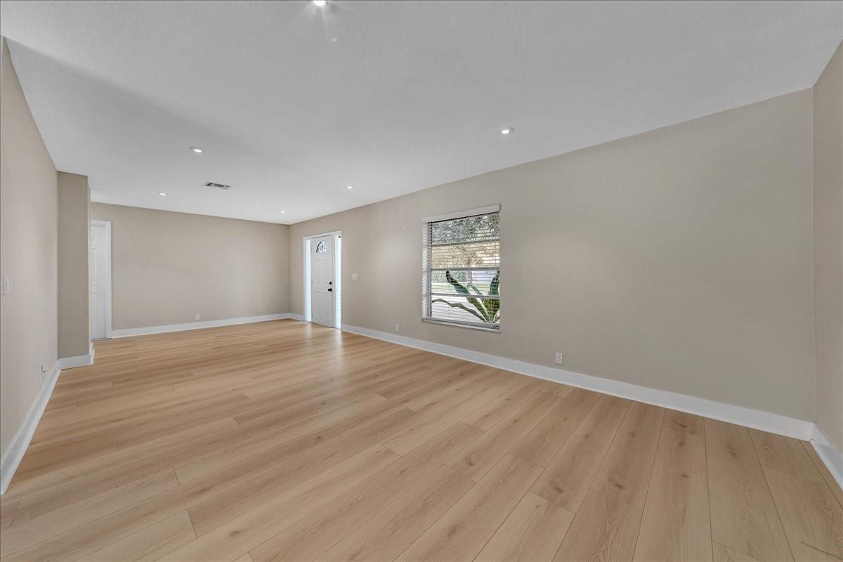 FOREST HILLS 72-47 B - Residential