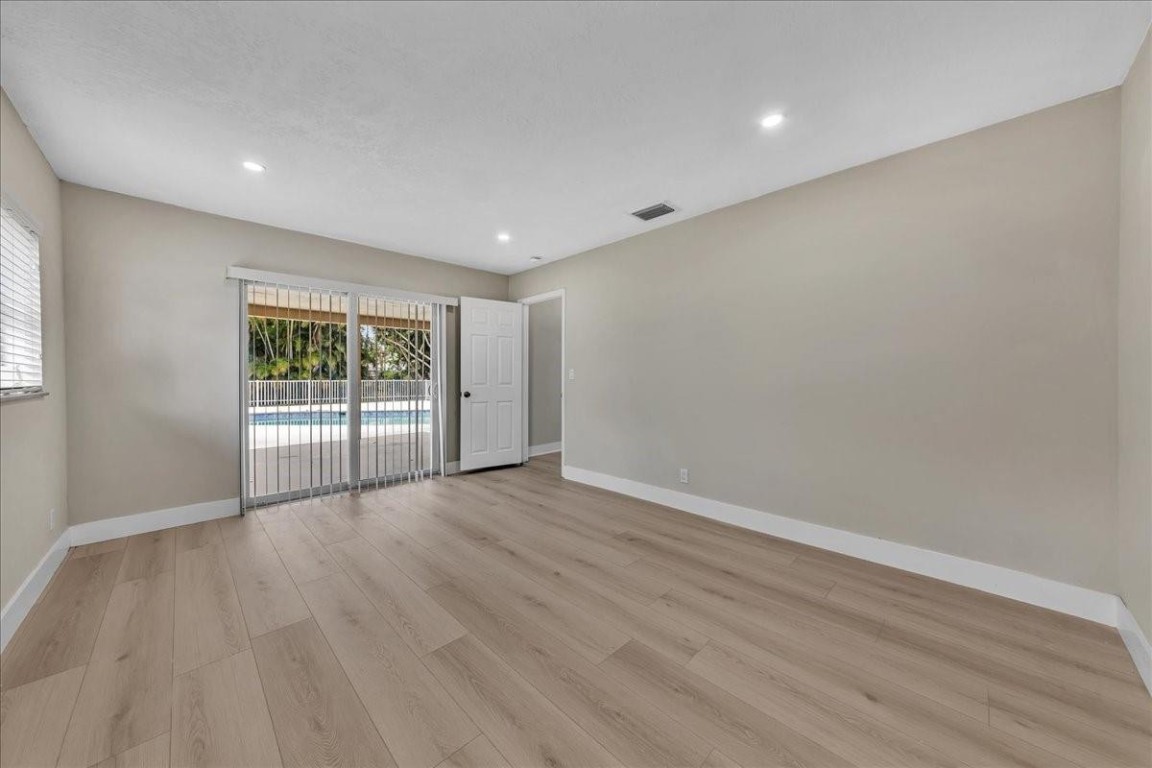 FOREST HILLS 72-47 B - Residential