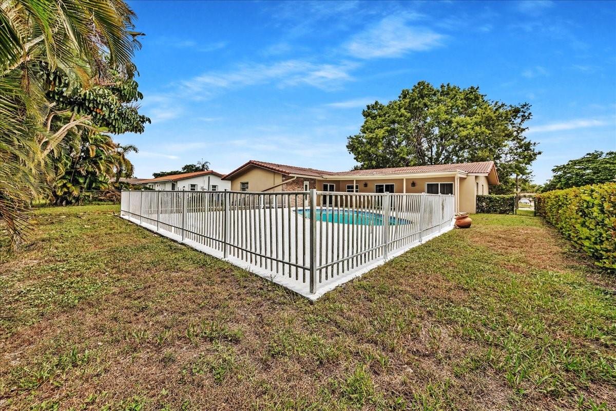 FOREST HILLS 72-47 B - Residential