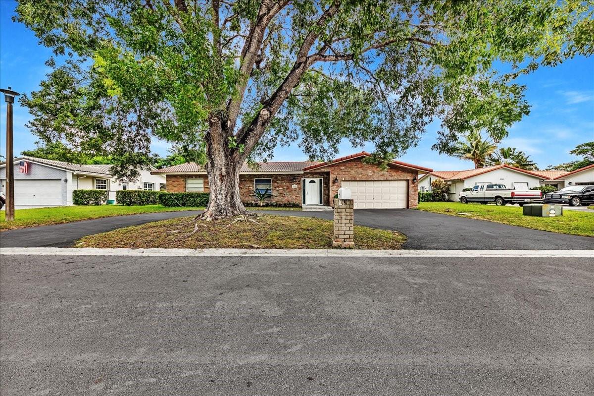 FOREST HILLS 72-47 B - Residential