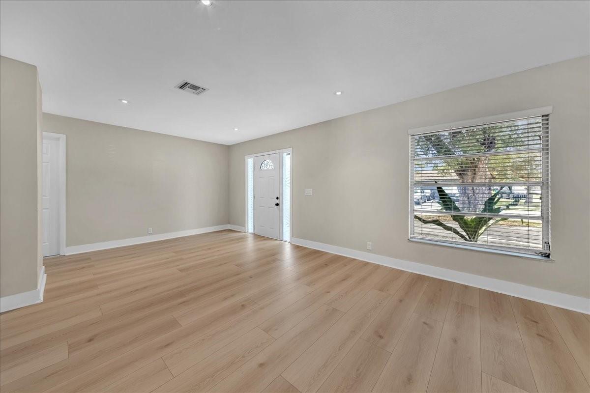 FOREST HILLS 72-47 B - Residential