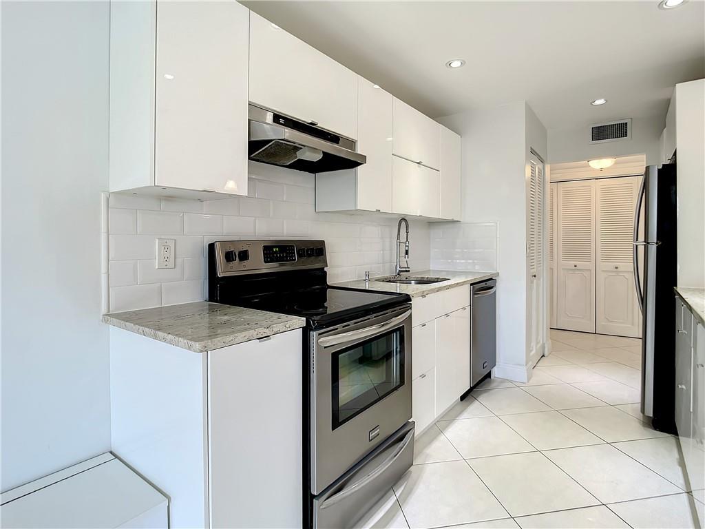 Windsong At Boca Del Mar - Residential Lease