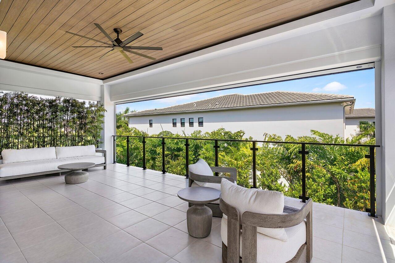 BOCA BRIDGES - Residential