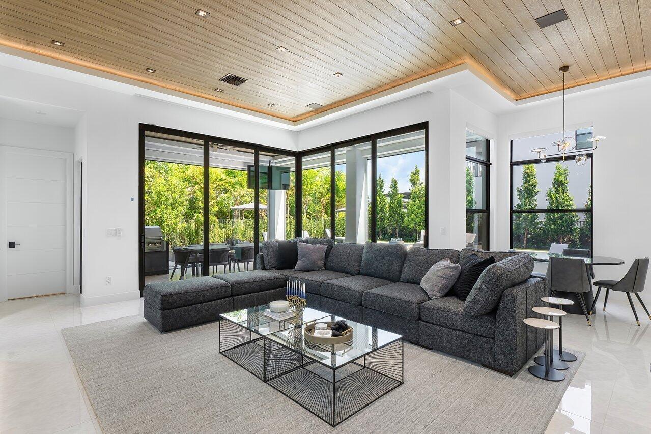 BOCA BRIDGES - Residential