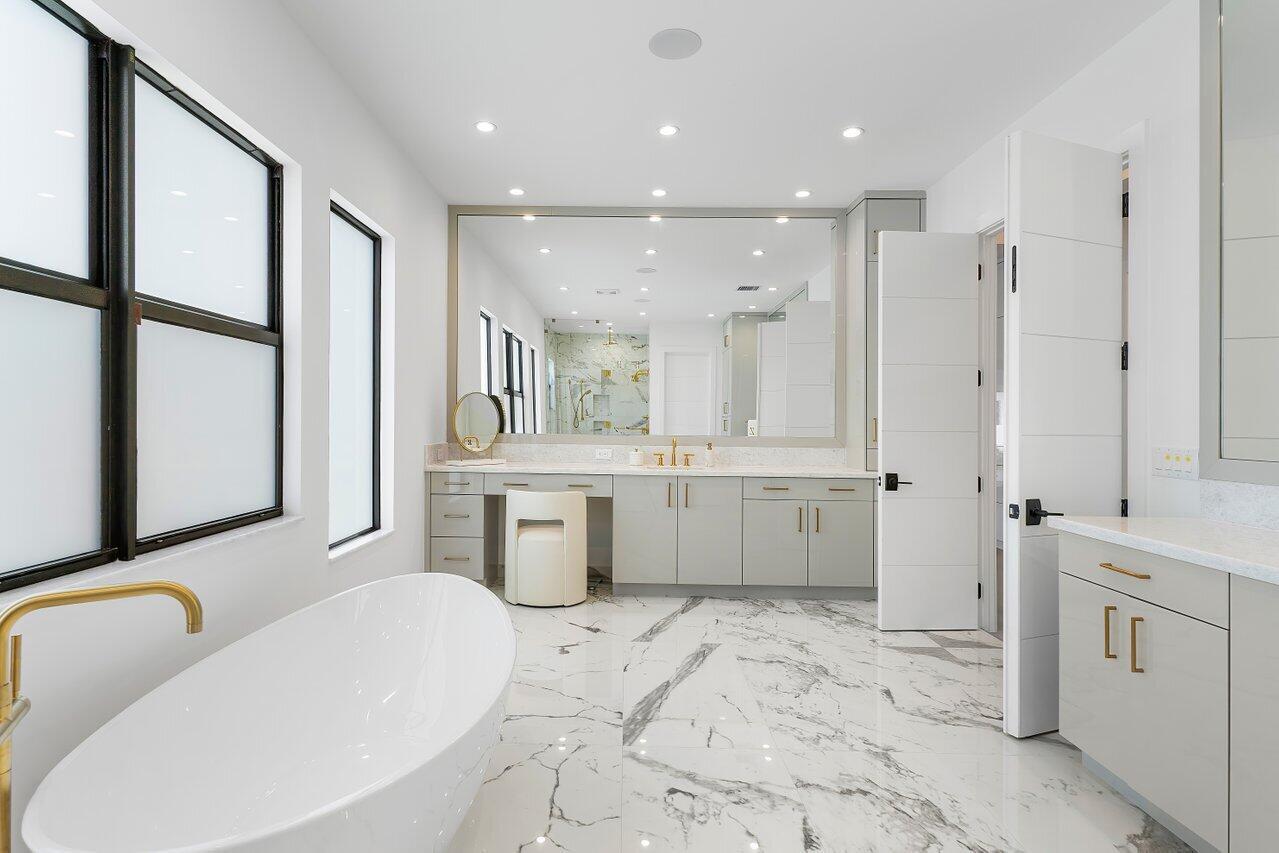 BOCA BRIDGES - Residential