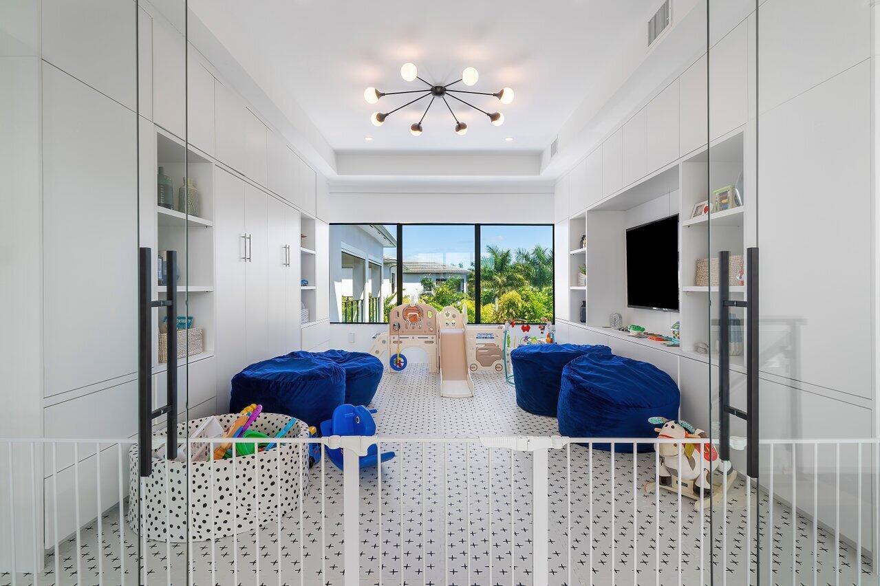 BOCA BRIDGES - Residential