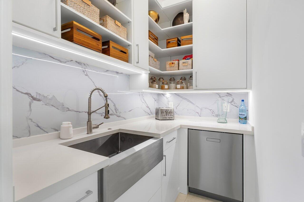 BOCA BRIDGES - Residential