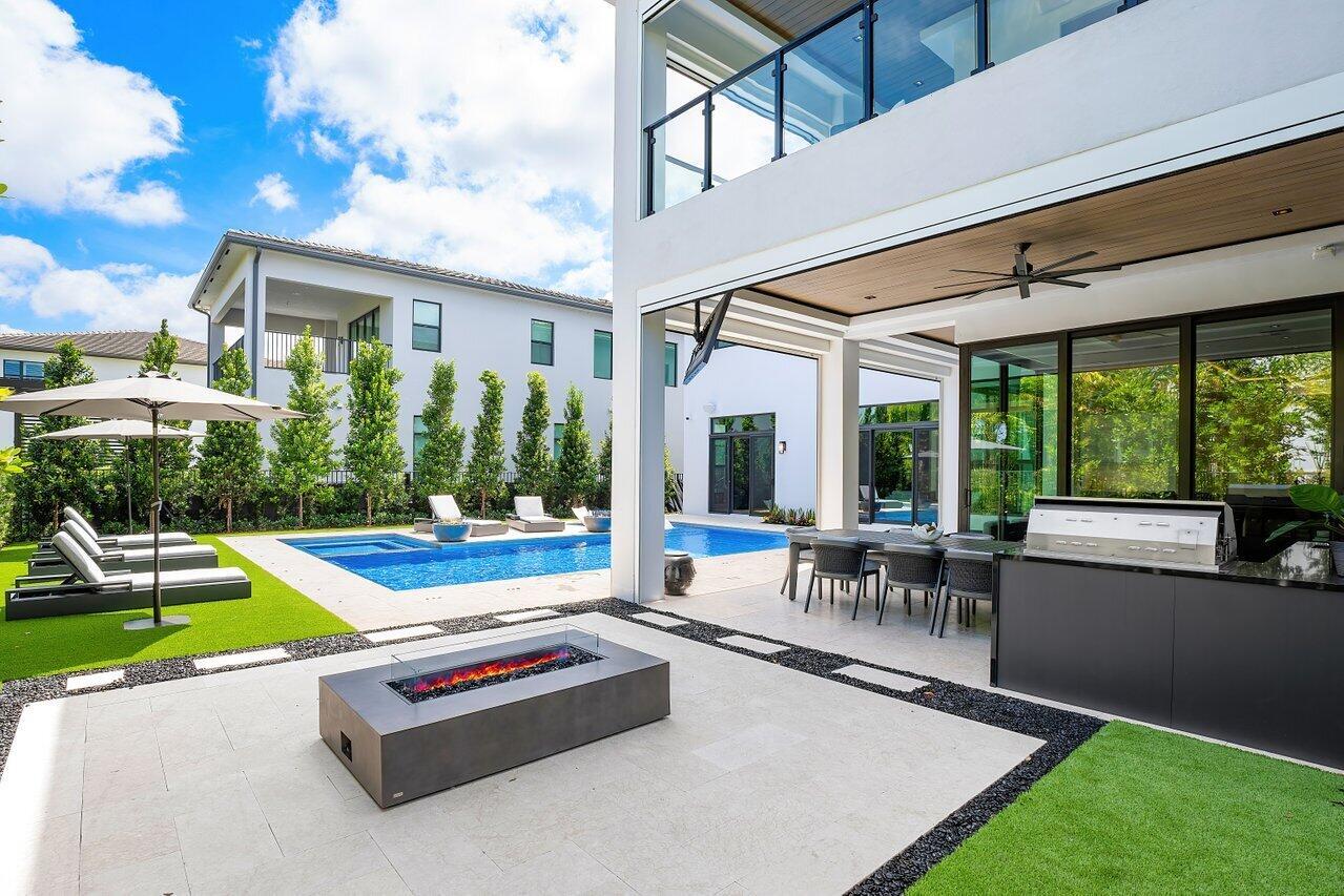 BOCA BRIDGES - Residential