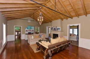 NORTH SHORE TERRACE - Residential