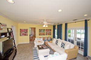 NORTH SHORE TERRACE - Residential