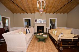 NORTH SHORE TERRACE - Residential