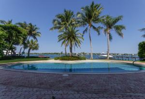 NORTH SHORE TERRACE - Residential